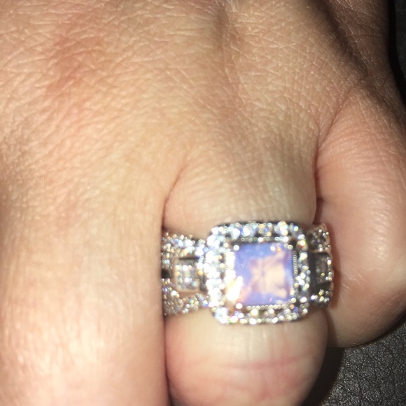 Pink moonstone Ring - Picture 2 of 5